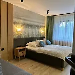 Panska Polana - Sala Zabaw, Duzy Ogrod, Las, Miejsce Na Grilla, Prywatny Parking