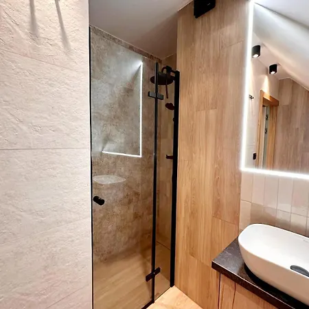 Panska Polana - Sala Zabaw, Duzy Ogrod, Las, Miejsce Na Grilla, Prywatny Parking Apartman